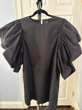 Gracia Black Puff Sleeve Dress